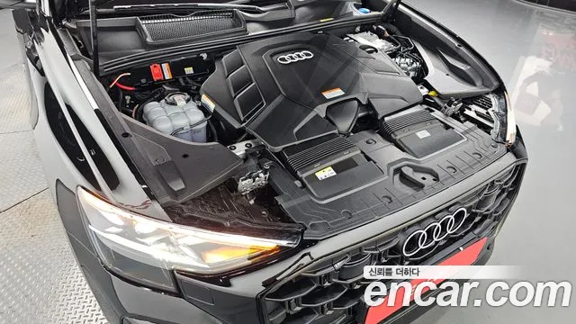 Audi Q8 2025 thumb 7