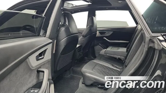 Audi Q8 2025 thumb 4