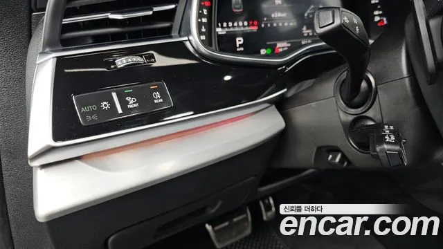 Audi Q8 2025 thumb 12