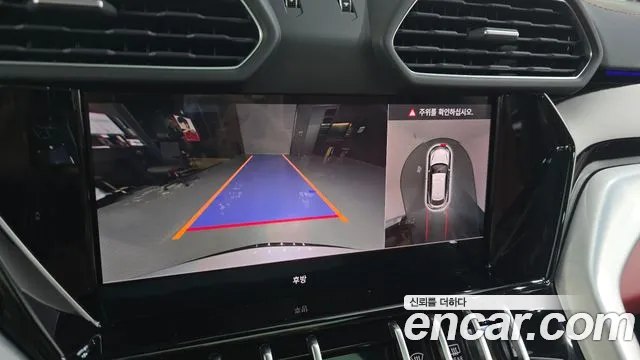 Lamborghini Urus 2024 thumb 11