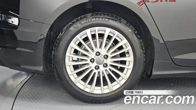 Audi A6 2020 thumb 4