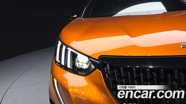 Peugeot 2008 2021 thumb 10