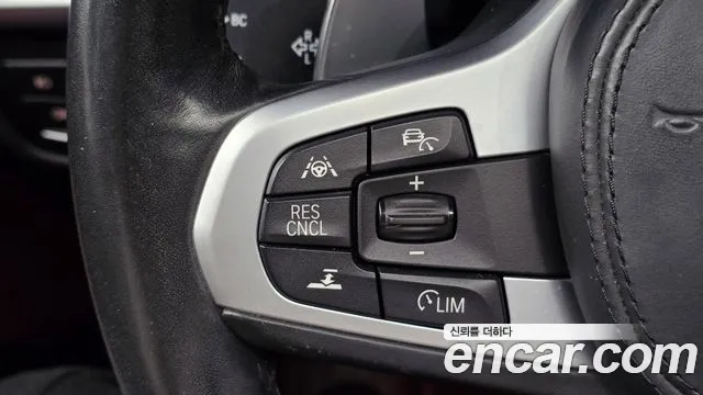 BMW X4 2019 thumb 11