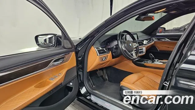 BMW 7 серии 2020 thumb 8