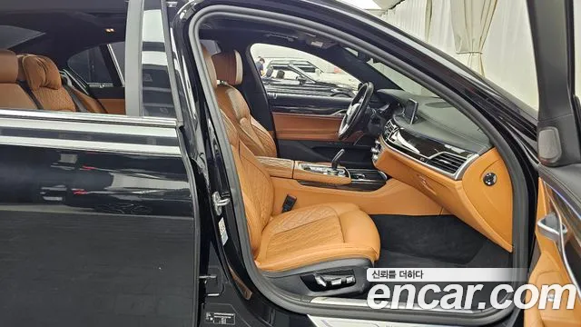 BMW 7 серии 2020 thumb 6