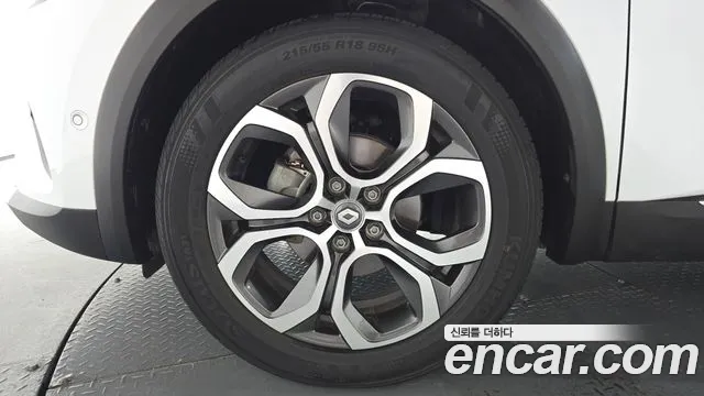 Renault Captur 2021 thumb 2