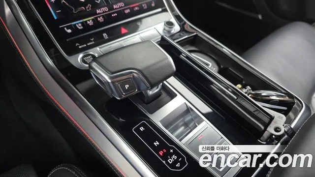 Audi Q7 2021 thumb 5