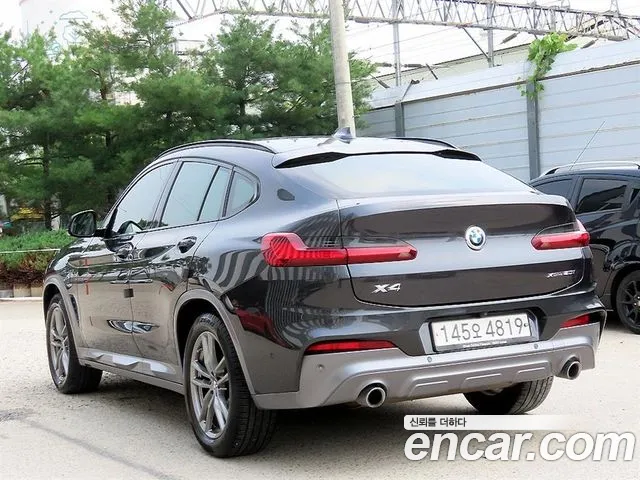 BMW X4 2020 thumb 11