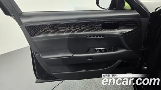 Genesis G90 2025 thumb 10
