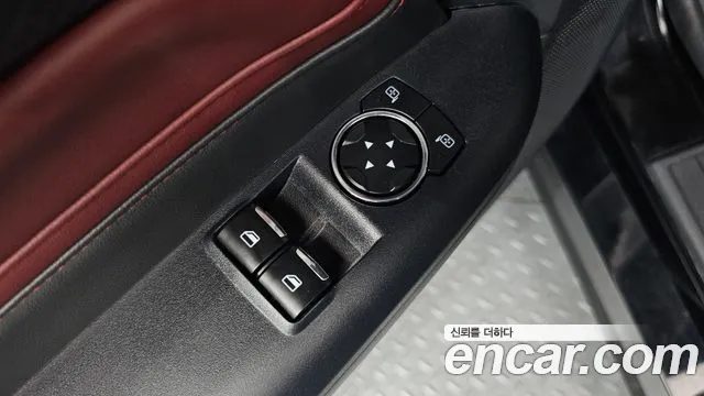 Ford Mustang Mach-E 2024 thumb 11