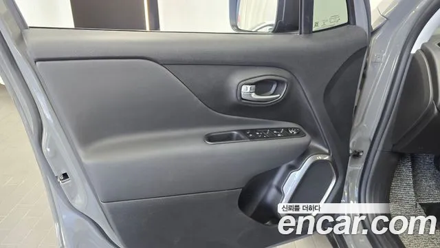 Jeep Renegade 2022 thumb 10