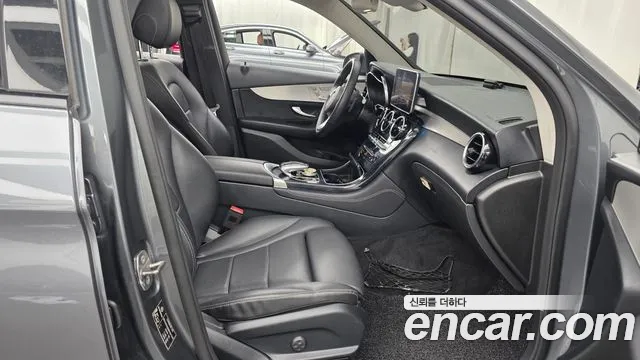 Mercedes-Benz GLC 2019 thumb 7