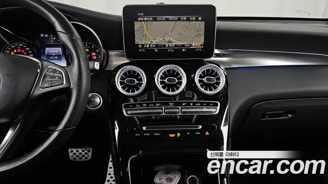 Mercedes-Benz GLC 2019 thumb 12