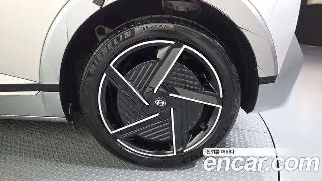 Hyundai IONIQ 5 2024 thumb 4