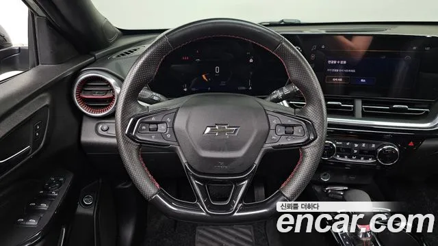 Chevrolet Tracker 2023 thumb 3