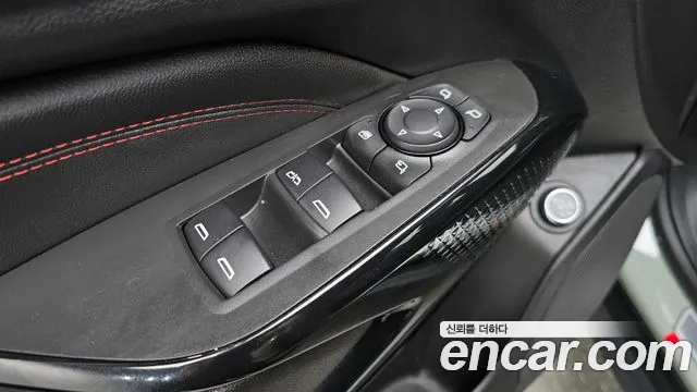 Chevrolet Tracker 2023 thumb 2