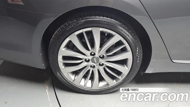 Genesis G80 2019 thumb 12