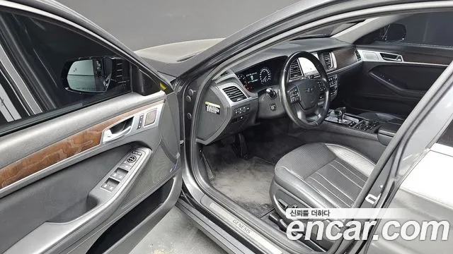 Genesis G80 2019 thumb 7
