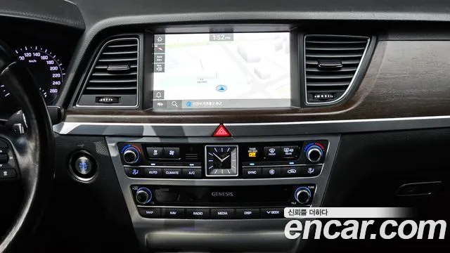 Genesis G80 2019 thumb 2