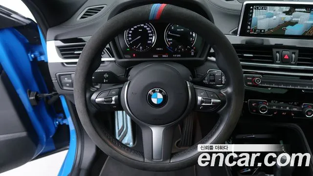 BMW X2 2019 thumb 8