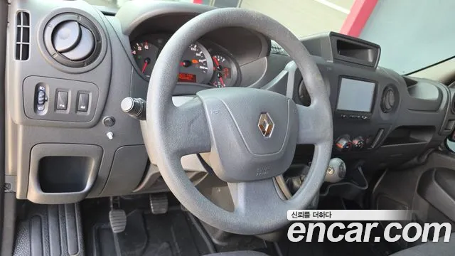 Renault Master 2019 thumb 12