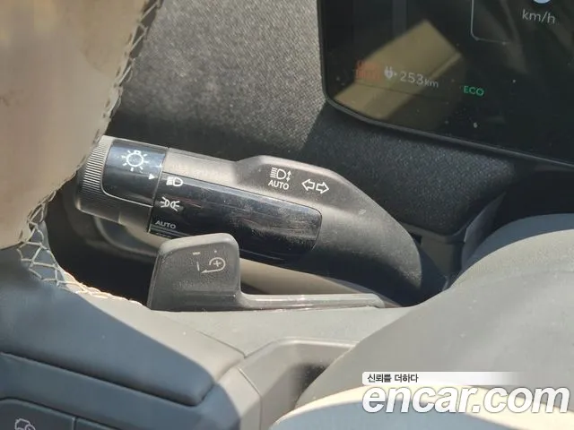 Kia EV3 2024 thumb 4