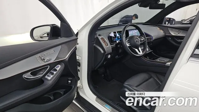 Mercedes-Benz EQC 2020 thumb 4