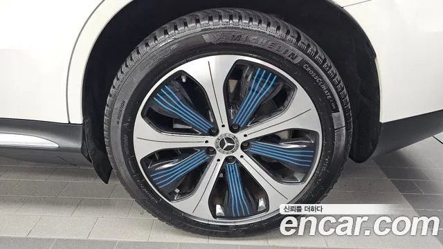 Mercedes-Benz EQC 2020 thumb 11