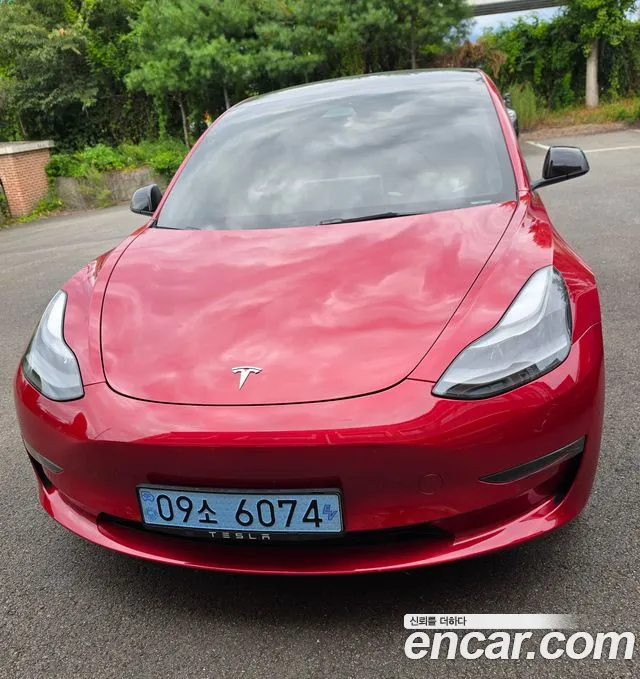 Tesla Model 3 2022 thumb 3