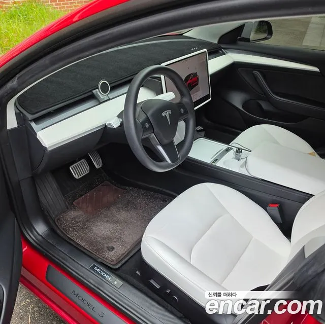 Tesla Model 3 2022 thumb 6