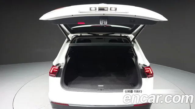 Volkswagen Tiguan 2020 thumb 10