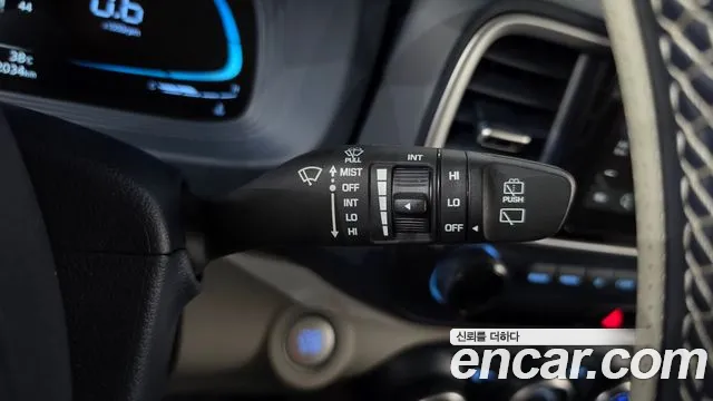Hyundai Venue 2023 thumb 11