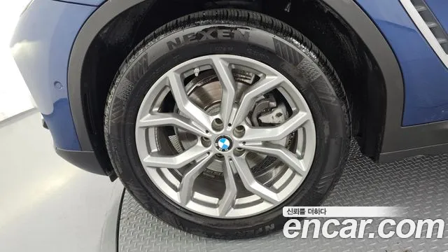 BMW X3 2019 thumb 3