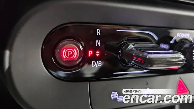 Mini Hatch 2026 thumb 2