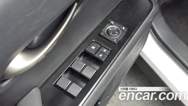 Lexus UX 2019 thumb 11