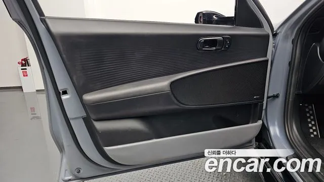 Hyundai IONIQ 6 2025 thumb 8