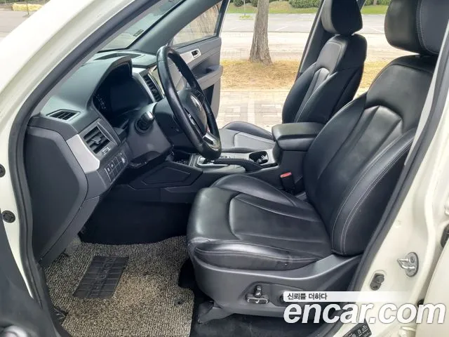 KG_Mobility_Ssangyong Rexton 2019 thumb 12
