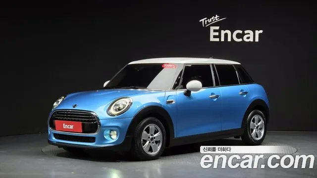 Mini Hatch 2019 thumb 3
