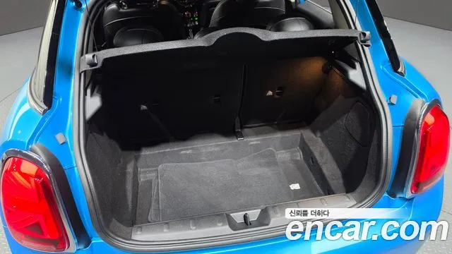 Mini Hatch 2019 thumb 2