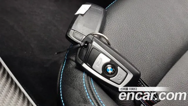 BMW M2 2019 thumb 8
