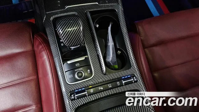 Kia Stinger 2019 thumb 8