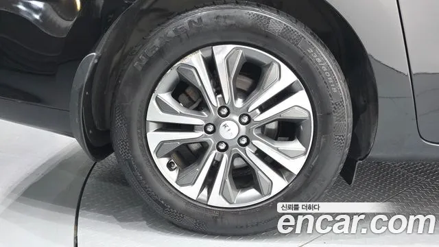 Kia Carnival 2019 thumb 5