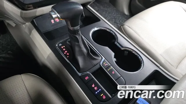 Kia Carnival 2019 thumb 7