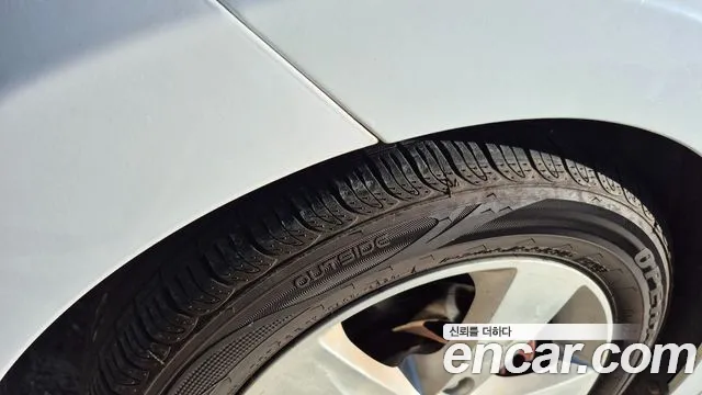 Hyundai Avante 2010 thumb 8