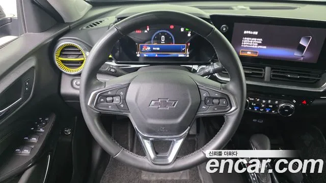 Chevrolet Tracker 2023 thumb 3