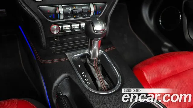 Ford Mustang Mach-E 2021 thumb 5