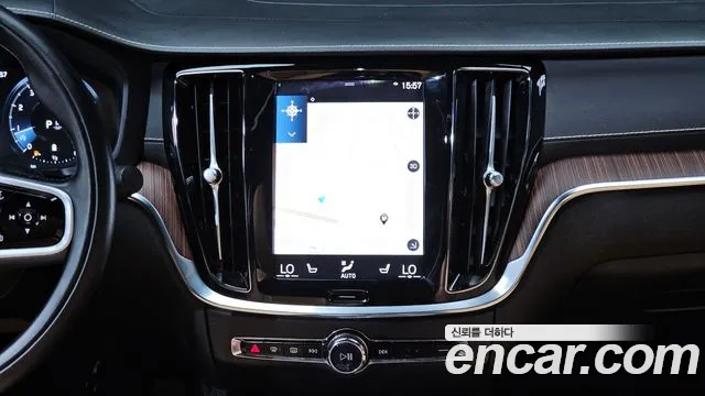 Volvo S60 2021 thumb 4