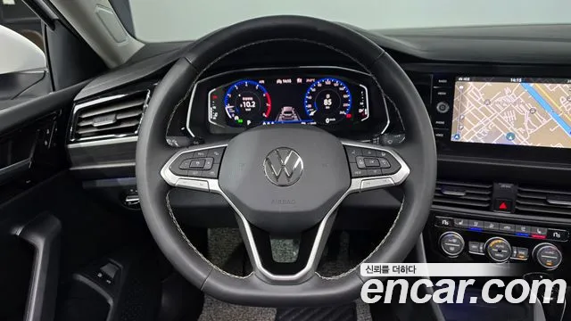Volkswagen Jetta 2023 thumb 7