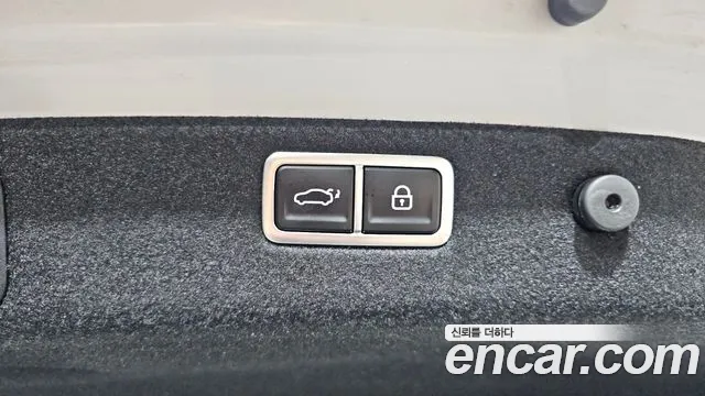 Genesis G70 2022 thumb 5