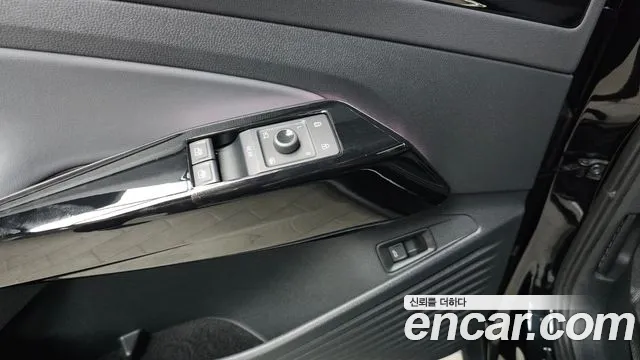 Volkswagen ID.5 2025 thumb 2